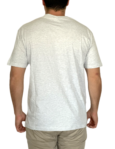 Camiseta La Bandera Está Alzada